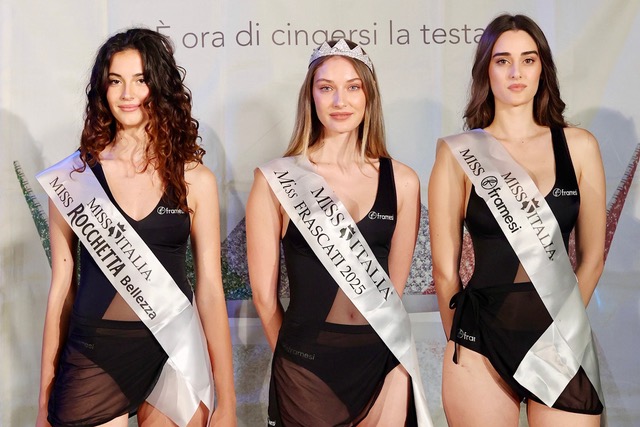 Miss Italia contro Onlyfans. La kermesse in cerca di identità ed ascolti attacca la piattaforma per adulti, scatenando feroci polemiche. Miss Italia prende di mira OF cercando di prendere le distanze dalle critiche che vedono nella kermesse il simbolo della mercificazione del corpo femminile. Nel farlo però apre una frattura generazionale: per le giovani OF è il simbolo di un'emancipazione economica ormai impossibile altrove.