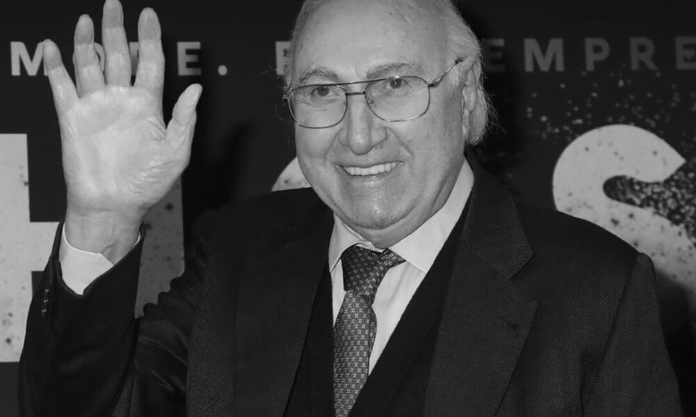 Addio a Pippo Baudo: il commosso omaggio dei VIP al re della televisione italiana