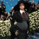 La pop star Rihanna ha dato alla luce Rocki Irish Mayers!
