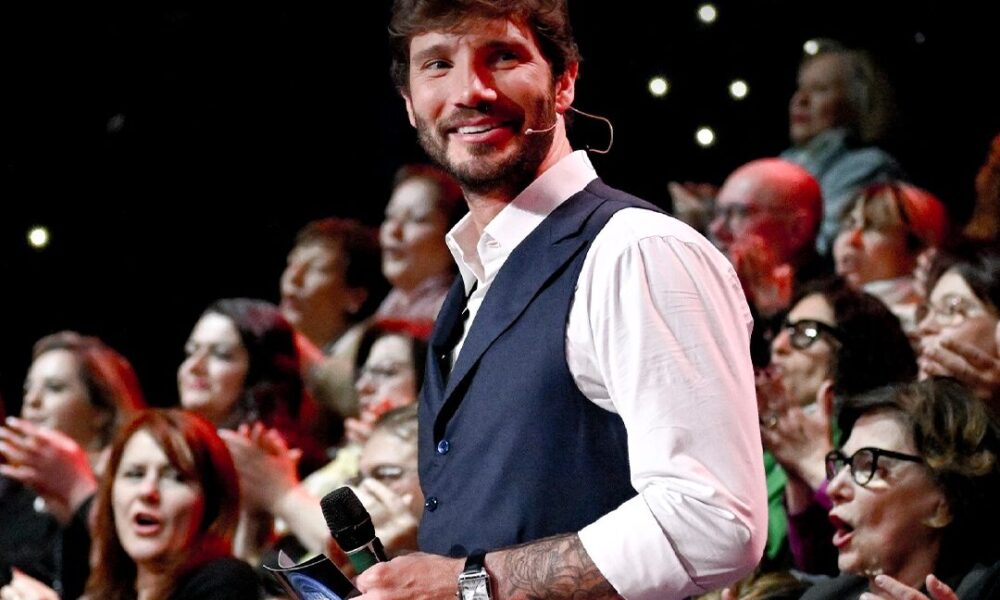 Stefano De Martino torna alla conduzione di "Stasera tutto è possibile"!