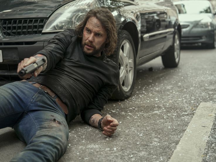 Il successo di The Terminal list: Il lupo nero. Prime Video è diventata leader indiscussa del mercato action e non molla l'osso. Allergica alle cultural wars e alla ricerca della viralità sui social, Prime ha brevettato una sua formula per le serie action che ha sfondato nel mercato dello streaming grazie al passaparola.