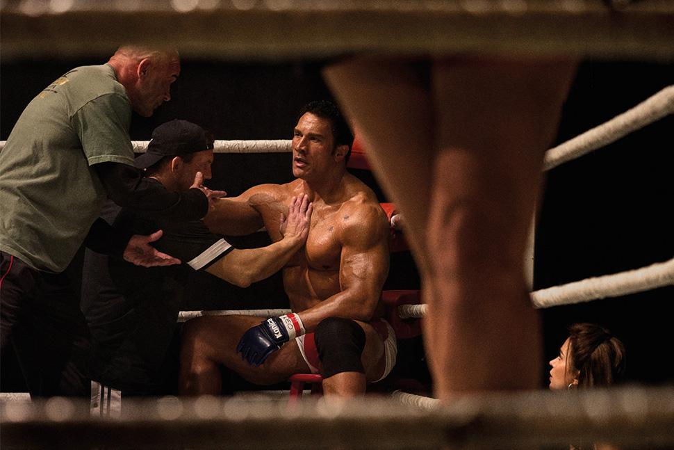 Dwayne Johnson in lacrime a Venezia: standing ovation per il suo The Smashing Machine