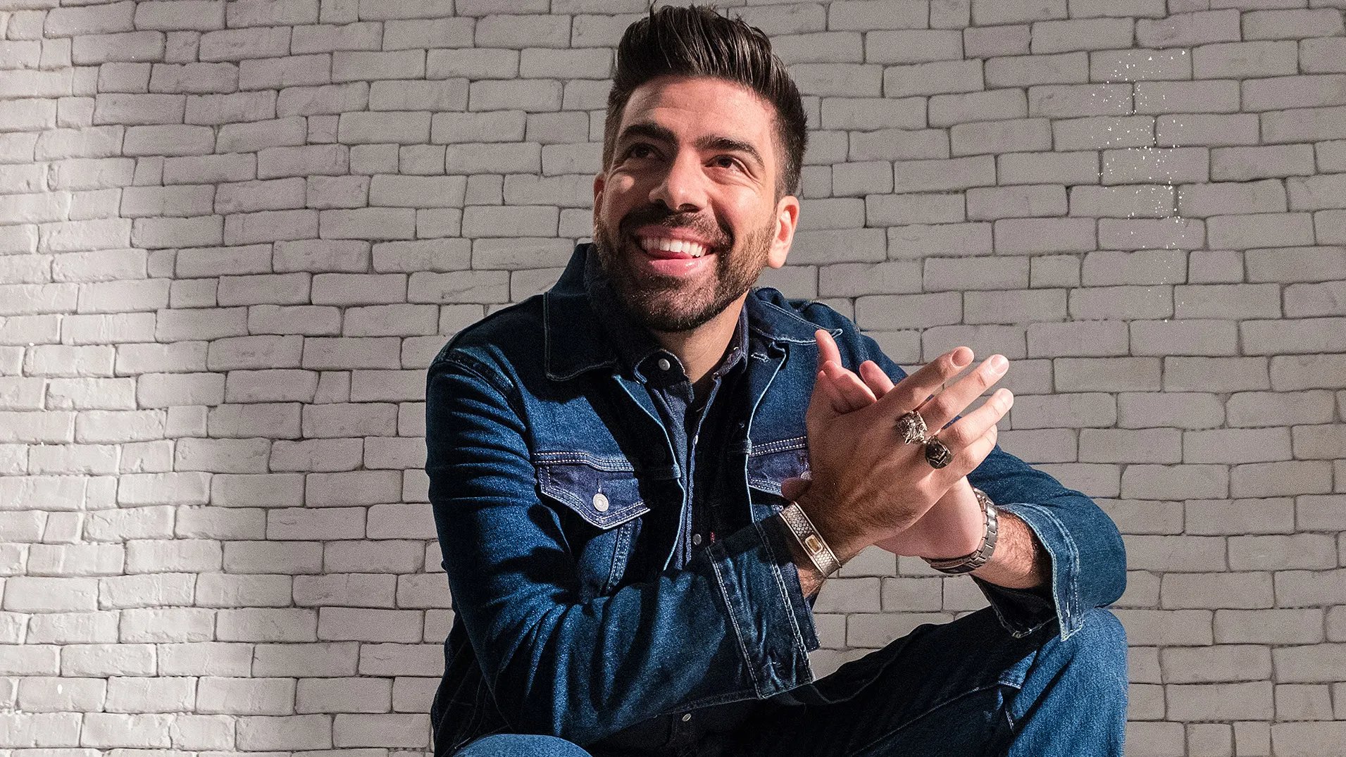 Gianluca Gazzoli sarà il conduttore di Sanremo Giovani 2026