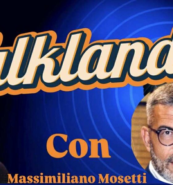 Grande Fratello, DIRETTA di Lunedì 6 Ottobre e Talklandia con Massimiliano Mosetti