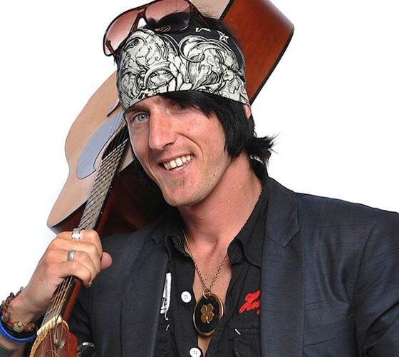 Ex concorrente di "American Idol" arrestato per abusi su minore