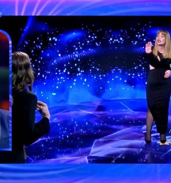 Grande Fratello, DIRETTA della (seconda) SEMIFINALE di Lunedì 15 Dicembre. Rasha chiede scusa a Omer. Benedetta accusa Valentina: "Ci hai marciato e hai rovinato me e Domenico"