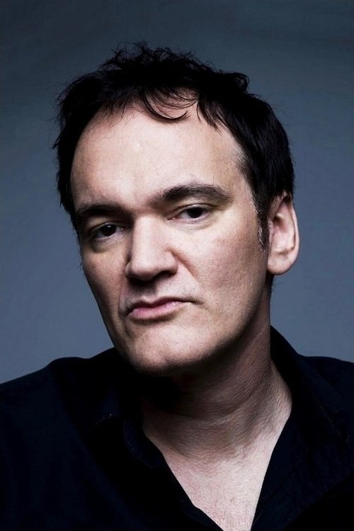 Tarantino contro Hollywood. Al podcast di Ellis il regista spara a zero su Dano, facendo infuriare l'intera industria che gli si rivolta contro. I difensori di Tarantino parlano di ipocrisia e di attacco al free speech americano, ma il problema non è Tarantino in sé: Hollywood è in crisi esistenziale fra AI, piattaforme di streaming e incassi in picchiata, e quindi chiede a tutti gli addetti ai lavori di presentarsi come una famiglia amorevolmente unita all'esterno, in attesa di tempi migliori.