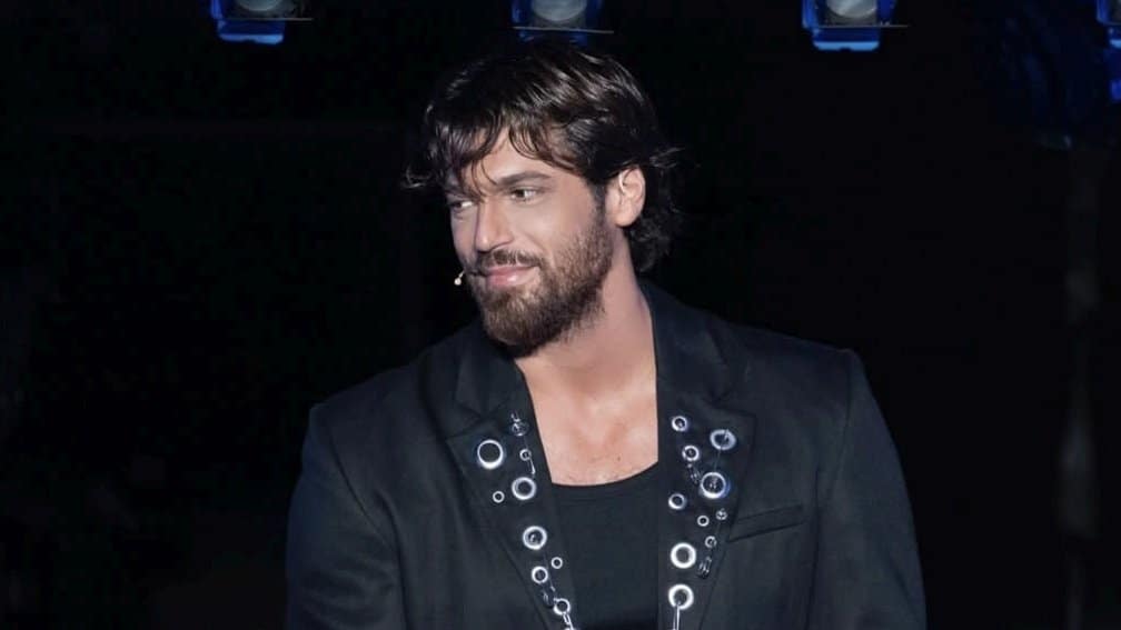 Can Yaman arrestato a Istanbul: l'attore fermato in un blitz antidroga