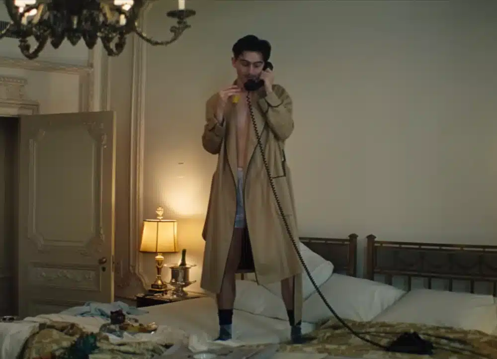 Timothèe Chalamet (@Marty Supreme)