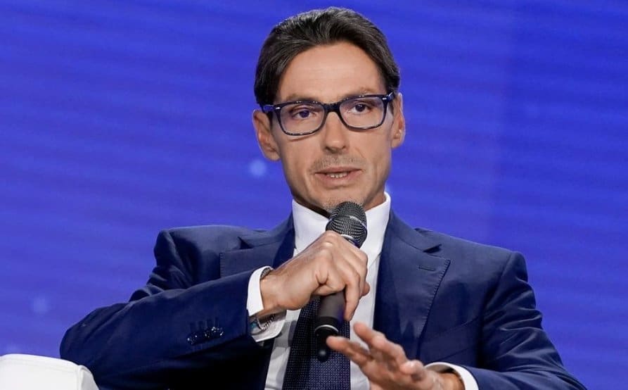 FALSISSIMO FALSISSIMO: la nota durissima di Mediaset contro le dichiarazioni di Fabrizio Corona