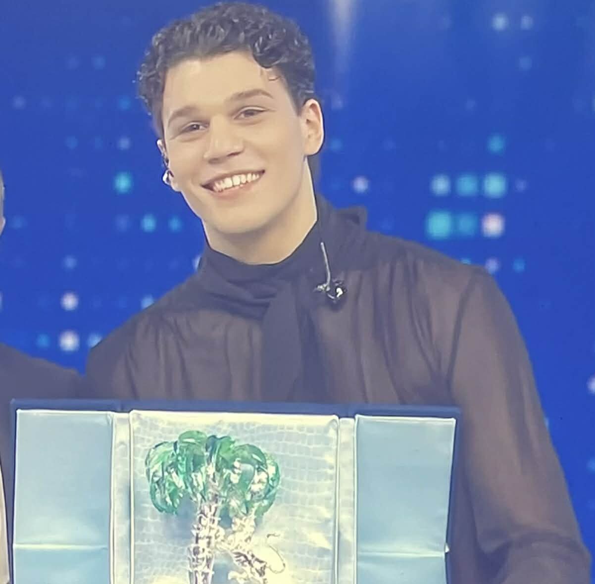 Sanremo 2026, Nicolò Filippucci trionfa tra le Nuove Proposte