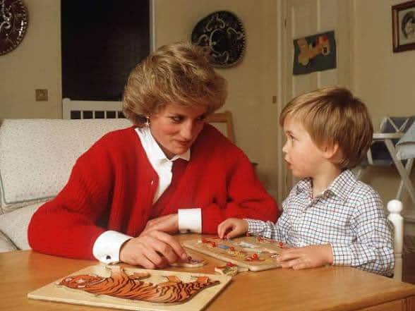 William d'Inghilterra ricorda mamma Diana: «La penso oggi e ogni giorno»