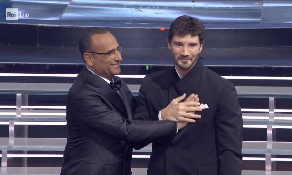 Sanremo 2027, Stefano De Martino sarà affiancato da Fabrizio Ferraguzzo