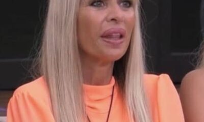 Grande Fratello VIP, nella notte Alessandra Mussolini prepara le valigie ma poi ci ripensa