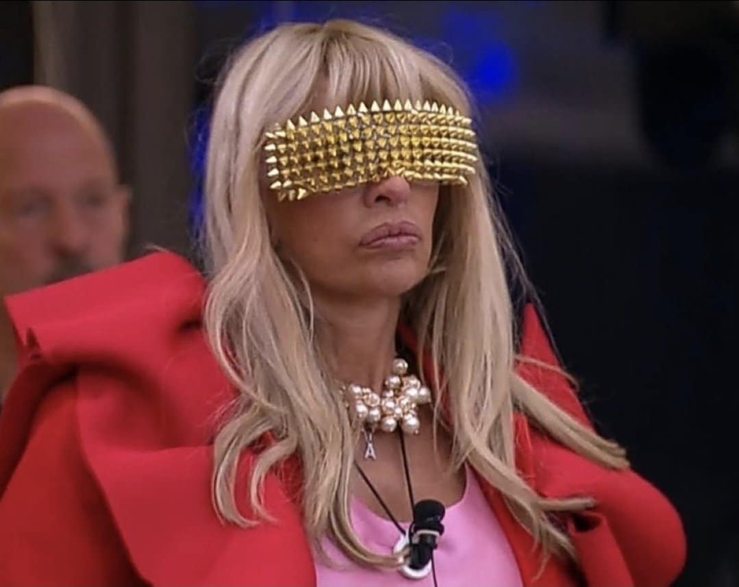 Grande Fratello Vip, DIRETTA di venerdì 24 aprile