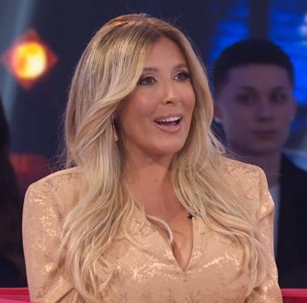 L’Isola dei Famosi cambia volto: addio a Belen, arriva Selvaggia Lucarelli