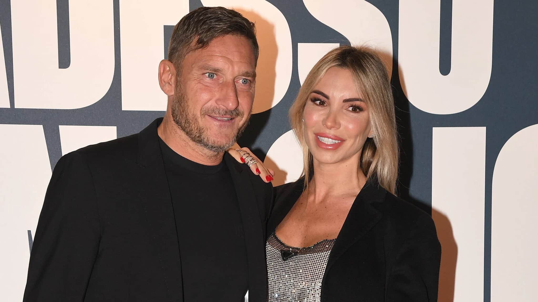 Ballando con le Stelle 2026, svelati i primi otto concorrenti. Confermata Noemi Bocchi (la nuova sig.ra Totti)