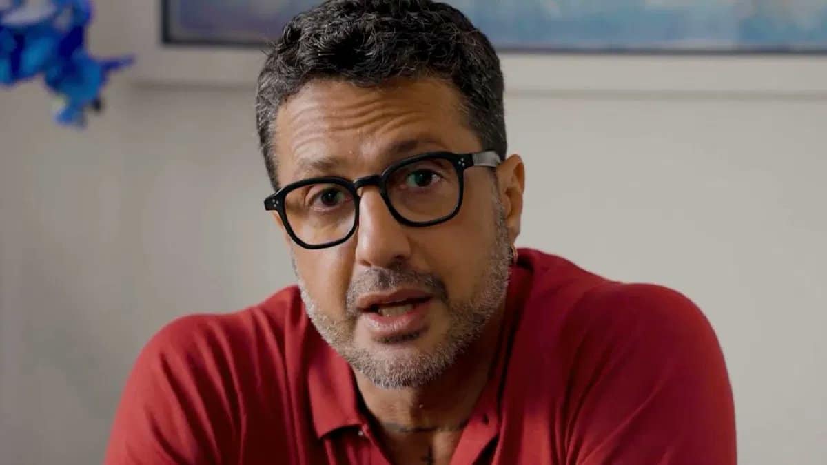 Perché tutti i VIP si confessano con Fabrizio Corona?