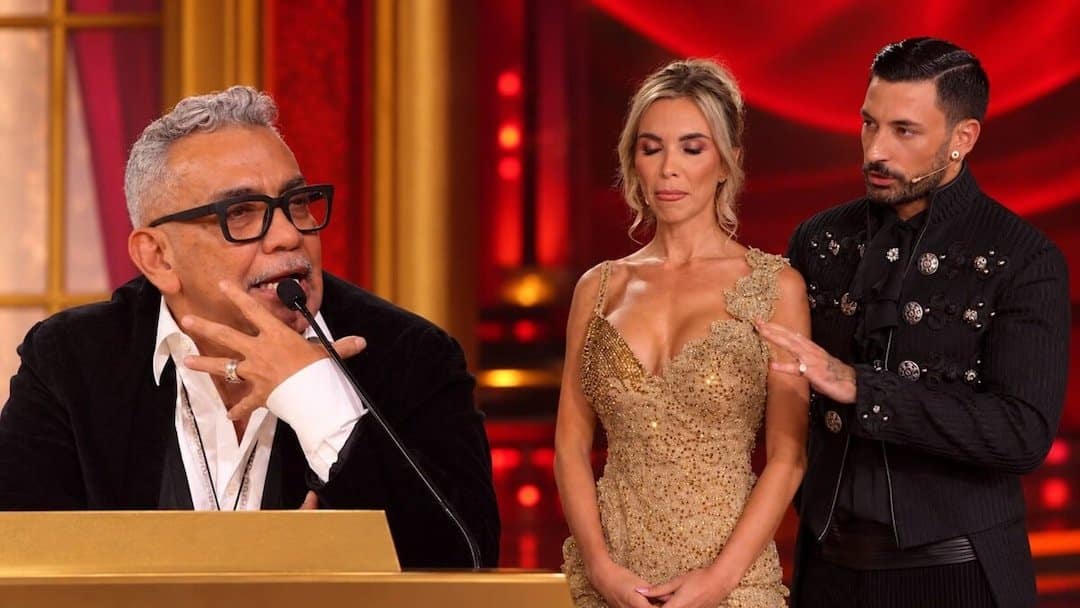 Shock a Ballando con le Stelle. Mariotto parla di “apertura delle gambe” di Noemi Bocchi e cita Totti. E le “paladine delle donne” restano zitte