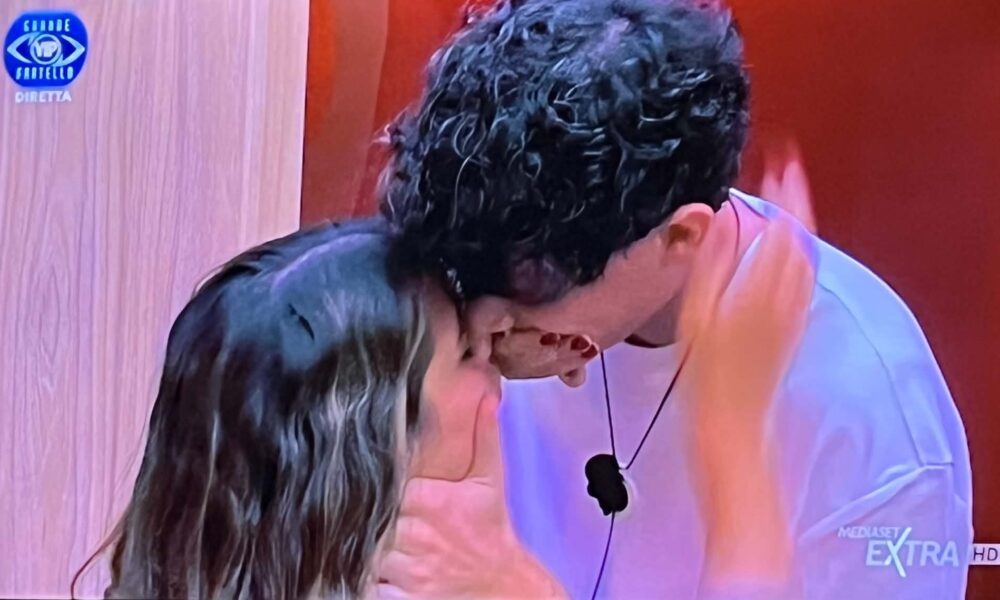 GFVIP, Gian Marco e Piera Meloni si dicono addio: “Ti amo tanto”. “Fidati di me”