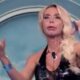 Senza Carmen Di Pietro non esisterebbero i capricci stellari di Valeria Marini. E il GFVIP sta guardando altrove (lo streaming?)