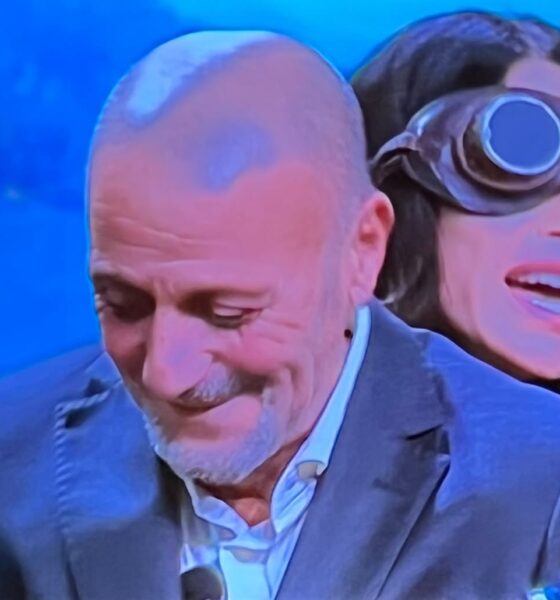 GFVIP, DIRETTA di Lunedì 19 Ottobre. Valeria e Giulia di nuovo ai ferri corti. Megan incontra la mamma. Continua la frattura tra veterani ed esordienti. Nata una nuova ship: Carmen e Luigi l'olivaro. In 5 al televoto