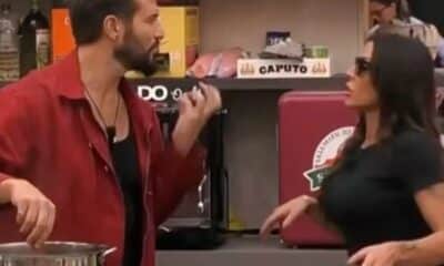 GFVIP, DIRETTA di Lunedì 26 Ottobre. Ancora scontri: protagonisti Valeria e Alex. Arriva una sorpresa speciale per Giulia: sua sorella Sivia. Chi sarà il primo candidato all'eliminazione?