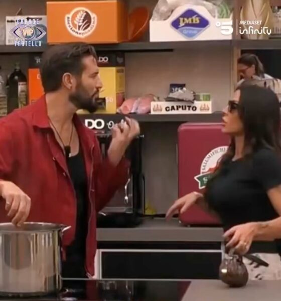 GFVIP, DIRETTA di Lunedì 26 Ottobre. Ancora scontri: protagonisti Valeria e Alex. Arriva una sorpresa speciale per Giulia: sua sorella Sivia. Chi sarà il primo candidato all'eliminazione?
