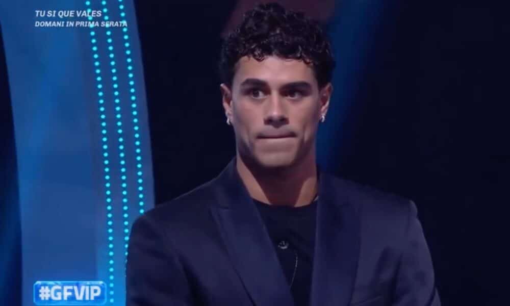 Marina La Rosa vola in finale (e il pubblico le dà ragione), Piera Meloni rischia e Alex Belli fa il critico letterario: le pagelle ironiche della 14ª puntata del GFVIP